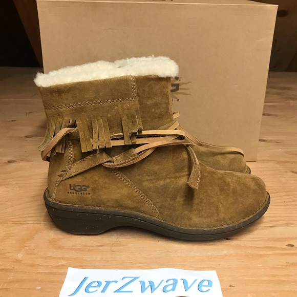 NEW Ugg Gaviota #5749 Brown Suede Boot Womens Sz 7 - Picture 1 of 7